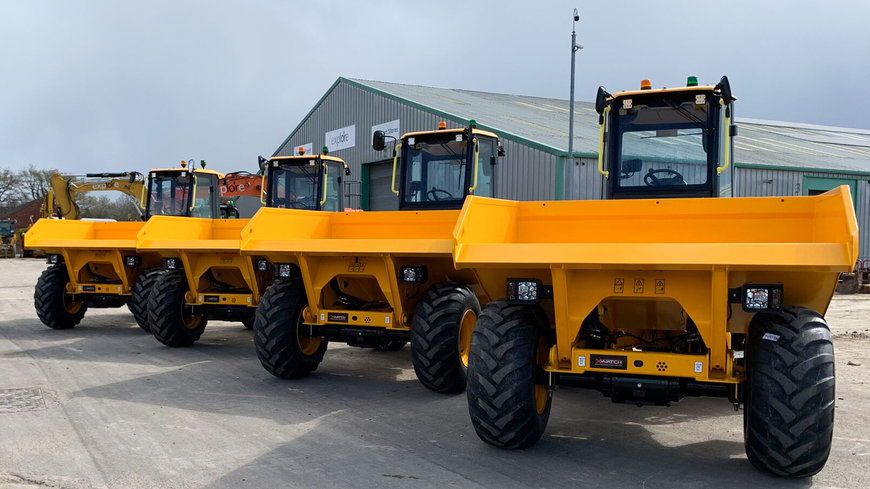 Explore Plant and Transport Solutions specifies  Xwatch ‘pitch and roll’ warning system with combined Trackunit telematics for cabbed dumpers